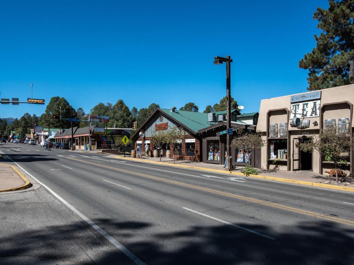 Apache Village 3, Queen Bed, Midtown, Sleeps 2 Ruidoso Buitenkant foto